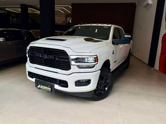 RAM 2500 6.7 I6 TURBO DIESEL LARAMIE NIGHT EDITION CD 4X4 AUTOMÁTICO RAM 2500 6.7 I6 TURBO DIESEL LARAMIE NIGHT EDITION CD 4X4 AUTOMÁTICO